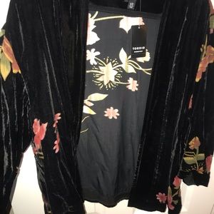 NWT Torrid Black burnout velvet crop kimono